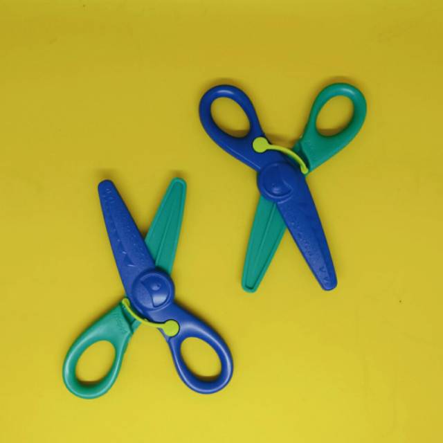 

Gunting Plastik / Gunting Anak / Kid Safety Scicors / Gunting Safety