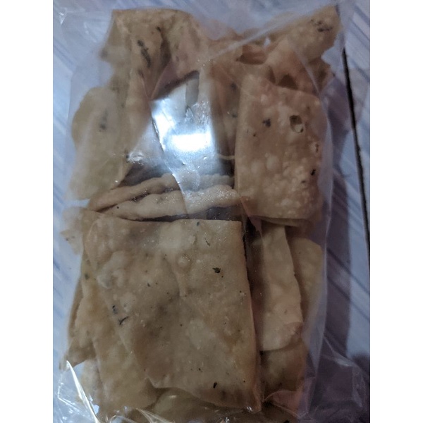 

kripik pangsit