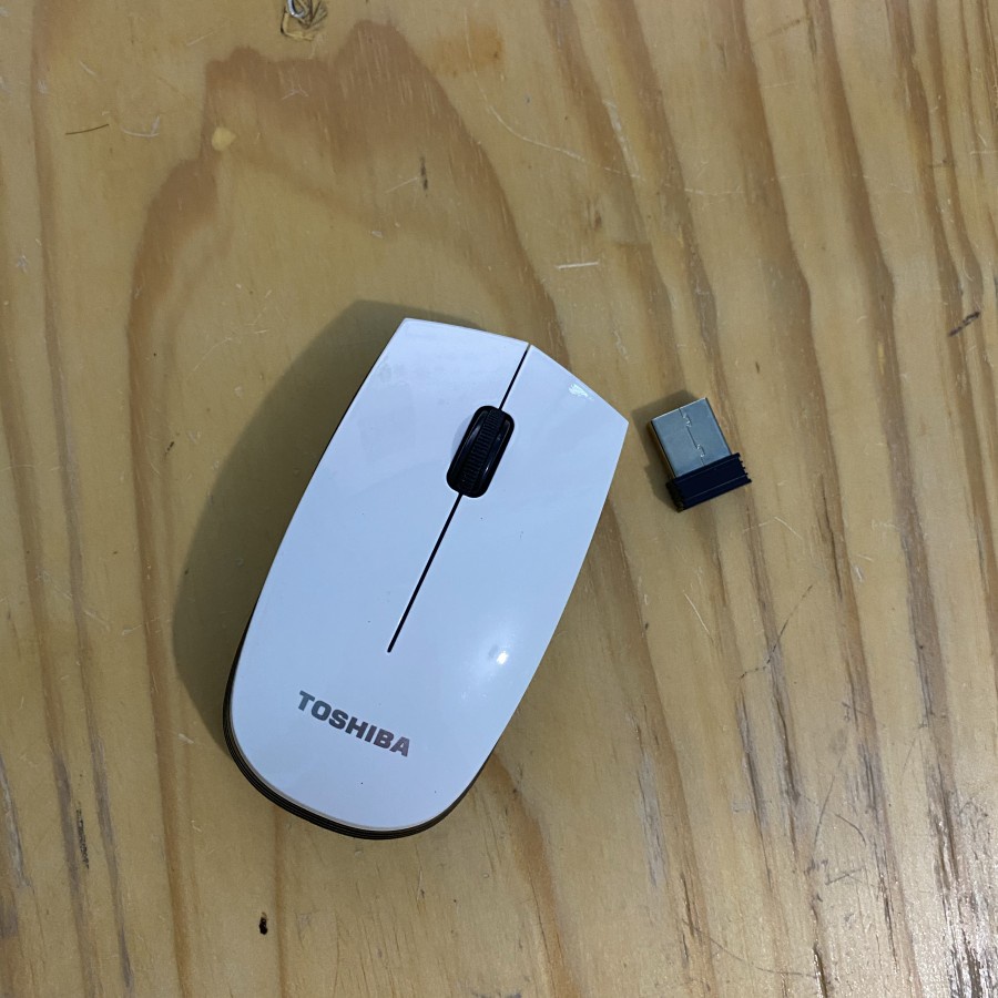 Mouse Toshiba Wireless Optical 2.4G High Quality model slim