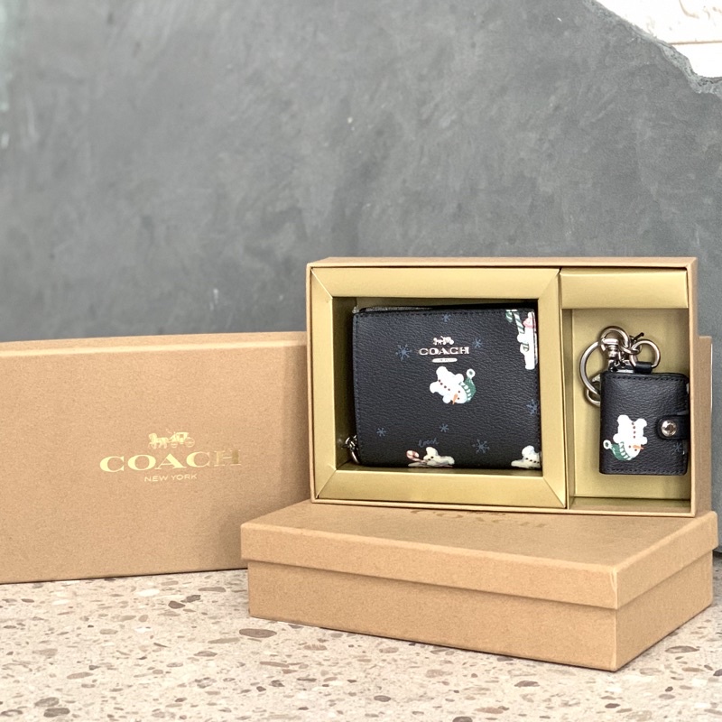 Coach Boxed Snap Wallet And Picture Frame Bag Charm With Snowman Print Midnight Mlt