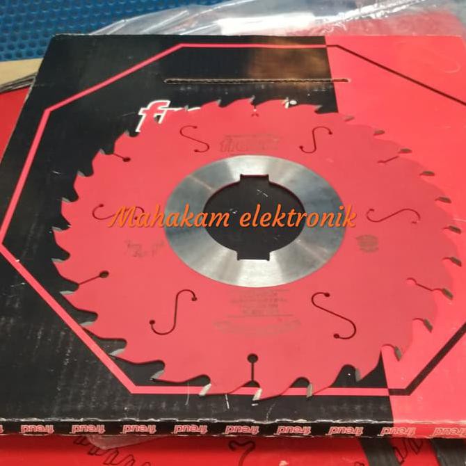 Gergaji Kayu Freud Circular Saw Lccamp1534