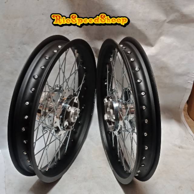 Velg Vixion New Tapak Lebar JariJari TDR Velg Hitam 185/160