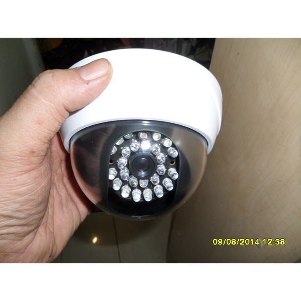 Camera kamera fake CCTV dummy cam palsu dome PUTIH dengan infra red menyala sangat mirip asli