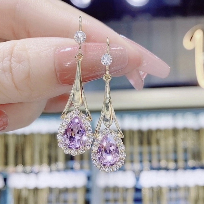 Anting Tusuk Gantung temperament Desain Tetesan Air hollow Hias Kristal / Berlian Hypoallergenic Untuk Wanita