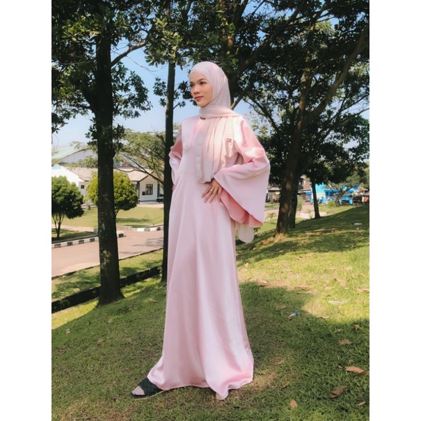 NARRA DRESS BYGIAGIO gaun kondangan dress akad simple gaun wedding pernikahan baju muslim putih dress lamaran elegan pakaian wanita pesta elegan fashion korea dres lebaran cantik dress anggun mewah nyaman gaun vintage fashion dress bahan satin donatella