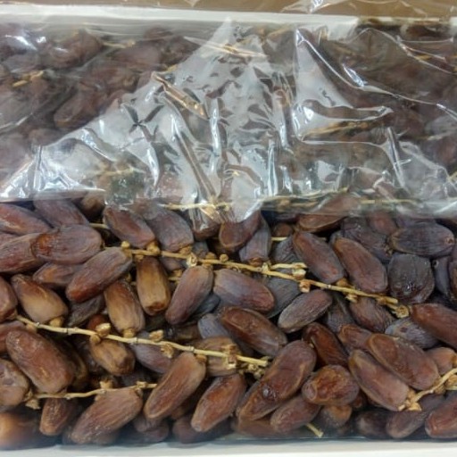 

Kurma Terbaru - Kurma Tunisia Tangkai 5/Kg Grosir