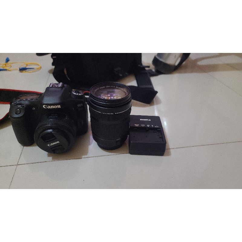 CANON EOS 80D Second like New