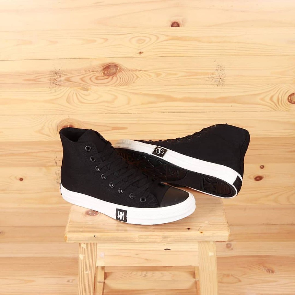 Sepatu Converse CT High Undefeated Import Vietnam Sneakers Casual Sekolah Kuliah Kerja Pria Wanita