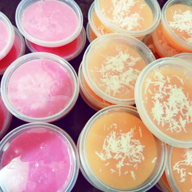 

PUDING RASA MANGGA & STRAWBERRY DGN VLA SILKY KEJU