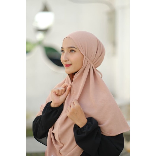 G.N.A.ID - Ameena Bergo Zipper