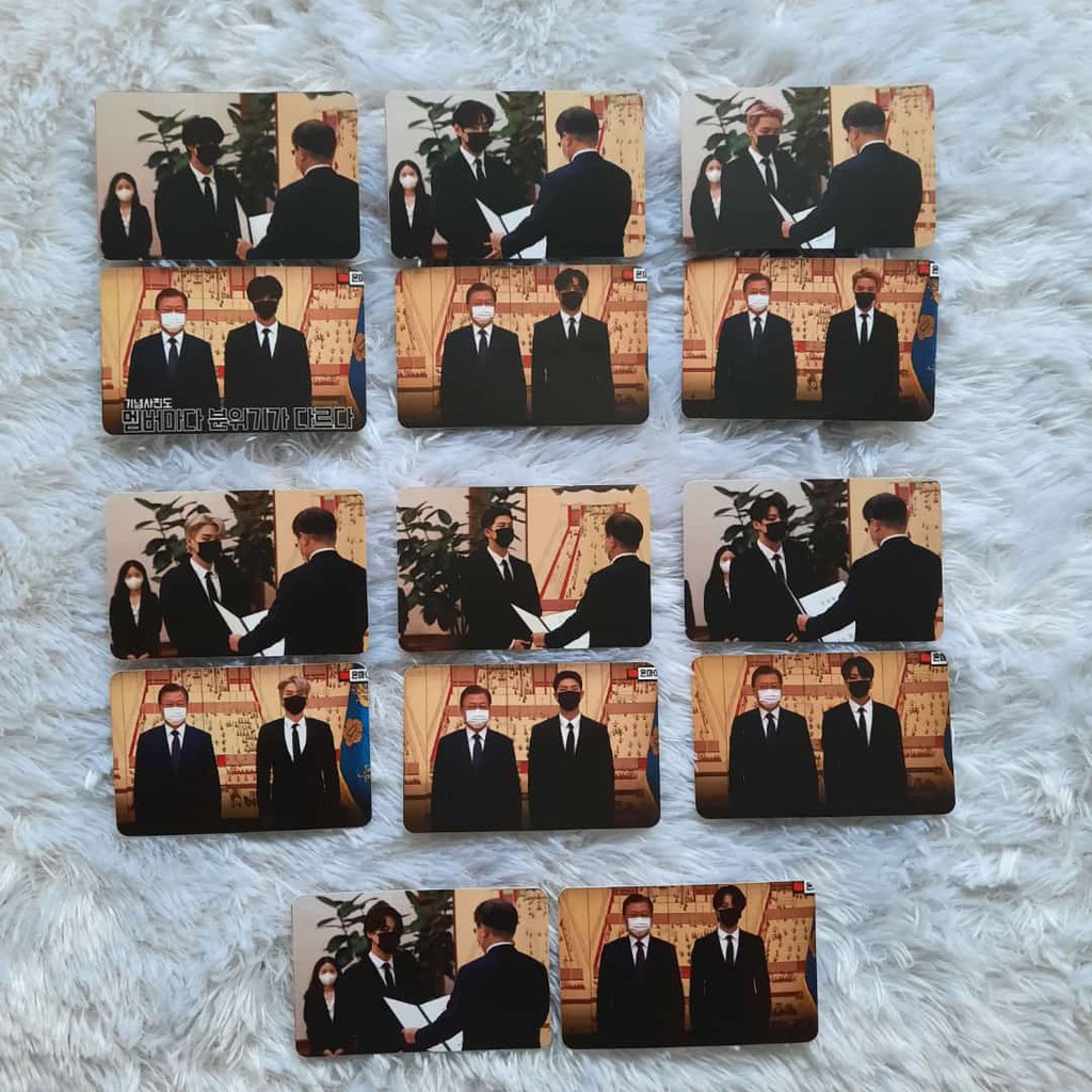 BTS SOUTH KOREA'S PRIDE WITH PRESIDENT MOON JAE IN PHOTOCARD