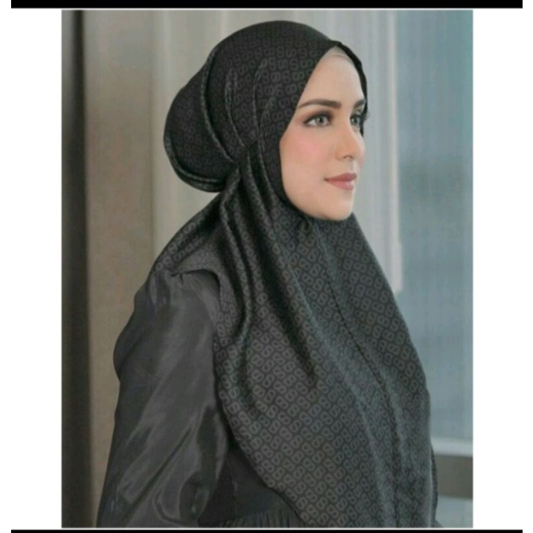 preloved buttonscraves tapis slip on black