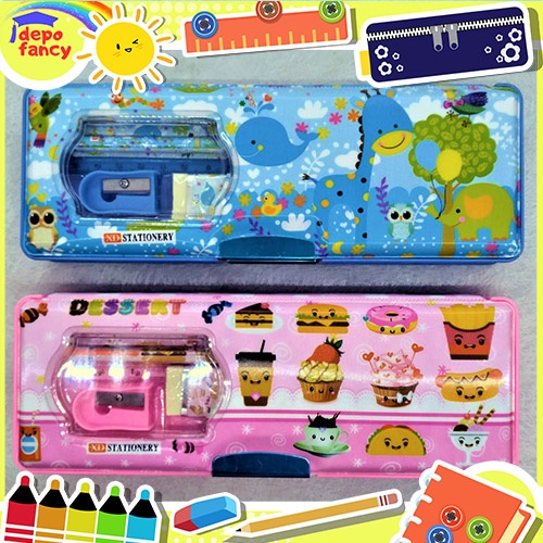 

Kotak Pensil Tutup Magnet 2 Sisi + Isi XD-9526 / Kotak Pensil / Tepak Pensil / Boks Pensil / Box Pen / Pencil Case