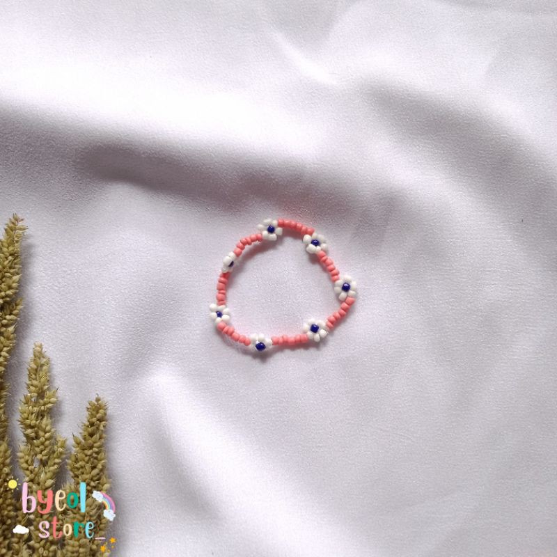 Taeyeon beads bracelet / Gelang manik Taeyeon