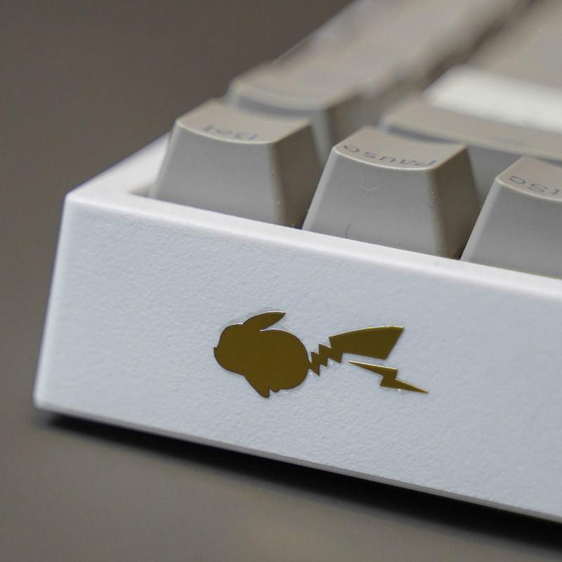 Stiker Motif Kartun Pikachu Bahan Metal Untuk Keyboard Mekanik