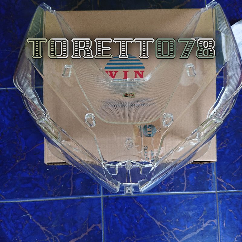 MIKA LAMPU REFLEKTOR ALL NEW VARIO 150 VARIO 125 2018 MERK WIN ORDER KHUSUS AREA SURABAYA DAN SEKITARNYA VIA INSTAN