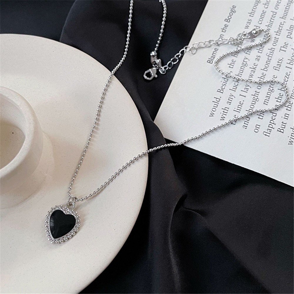 【COD Tangding】Kalung Rantai Liontin Hati Warna Hitam Gaya Retro Untuk Wanita