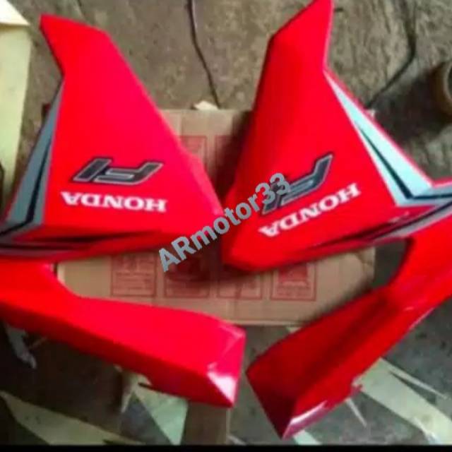 Cover Body Sayap depan samping Vario 125 LED