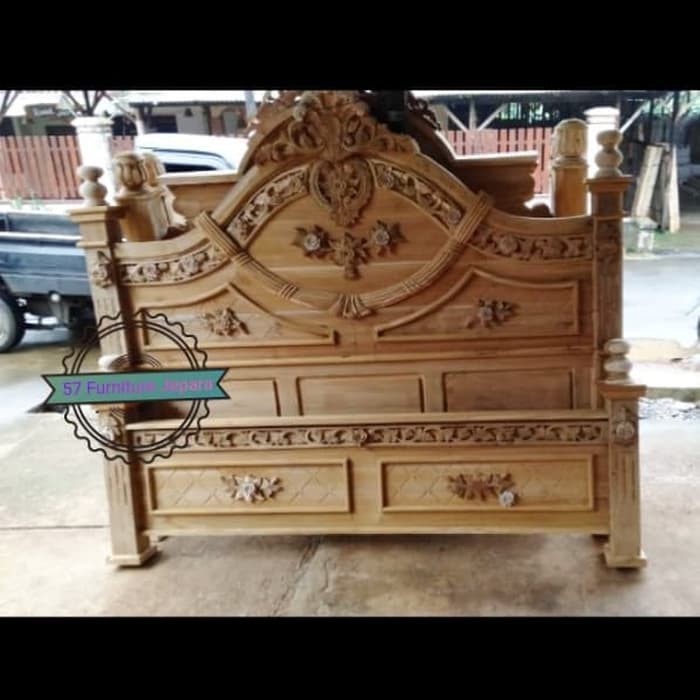 Dipan ukir kayu jati mentahan ukuran 180x200cm