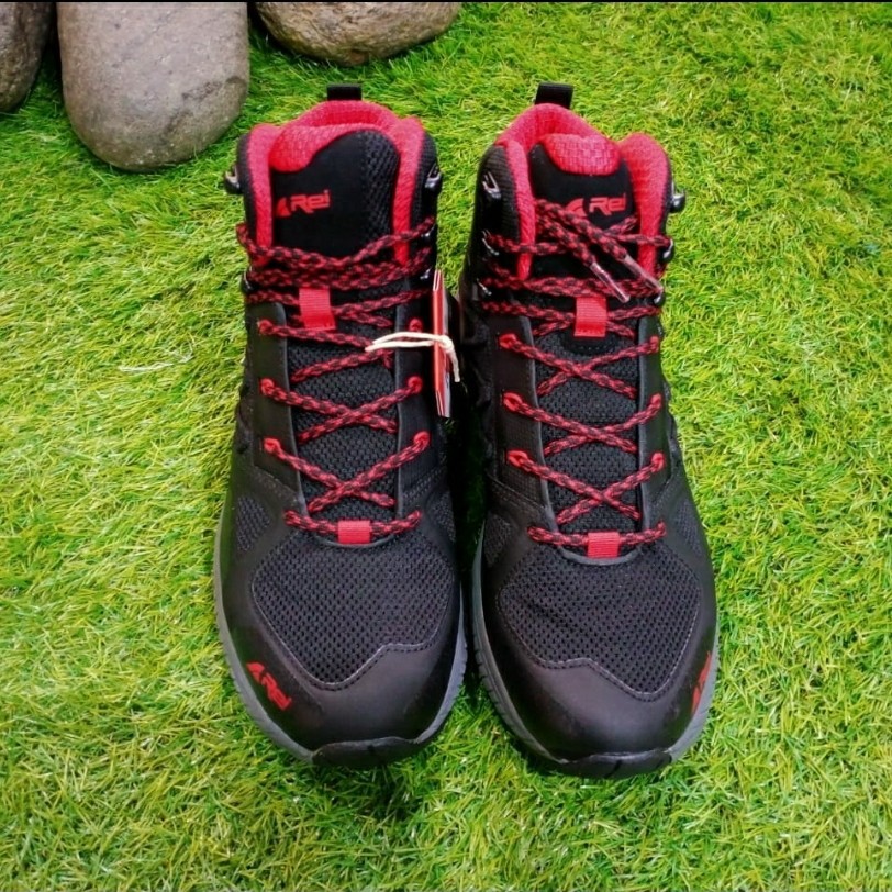 Sepatu Gunung Waterproof Hiking Rei Ranger