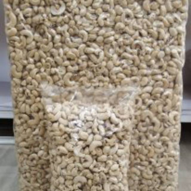 

Kacang Mede Mente Mentah SK1