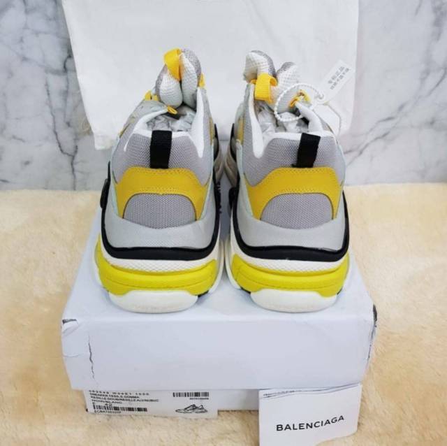 Balenciaga Triple S &quot;Grey Yellow&quot;