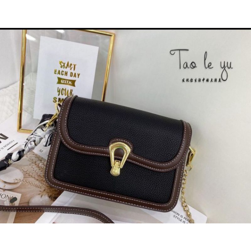 TAS WANITA TAOLEYU