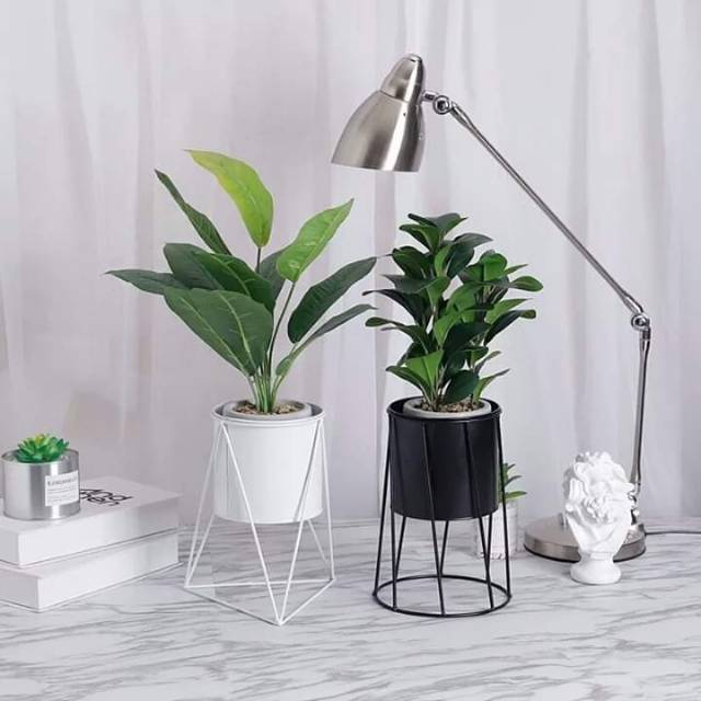 Paket 2 dudukan pot bunga Shopee Indonesia Paket 2 dudukan pot bunga Shopee Indonesia