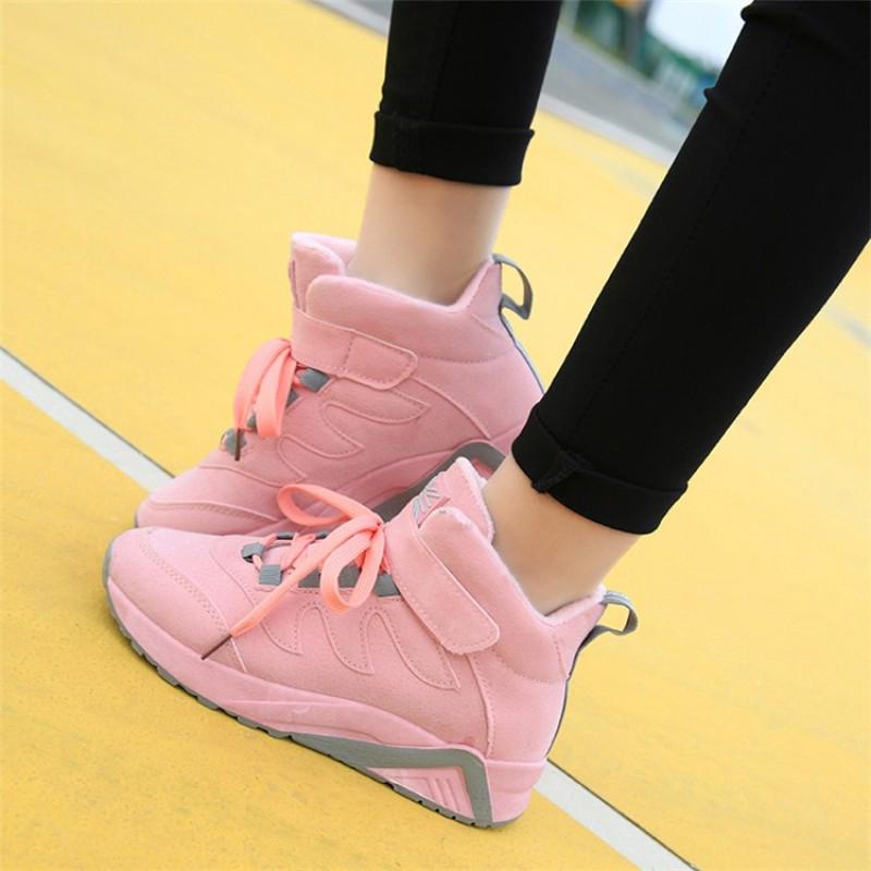 Winter Sport Sepatu Wanita Sneakers Fur Wanita Pelatih