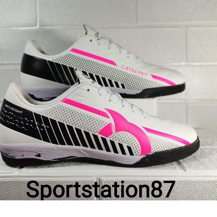 ORTUS  SEPATU FUTSAL ORTUS CATALISTY GRADE ORI (BISA )