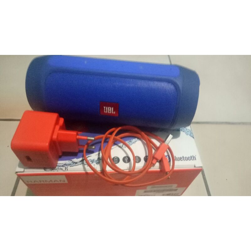 Preloved ori portable speaker JBL charge 2+ Bluetooth and usb Connect