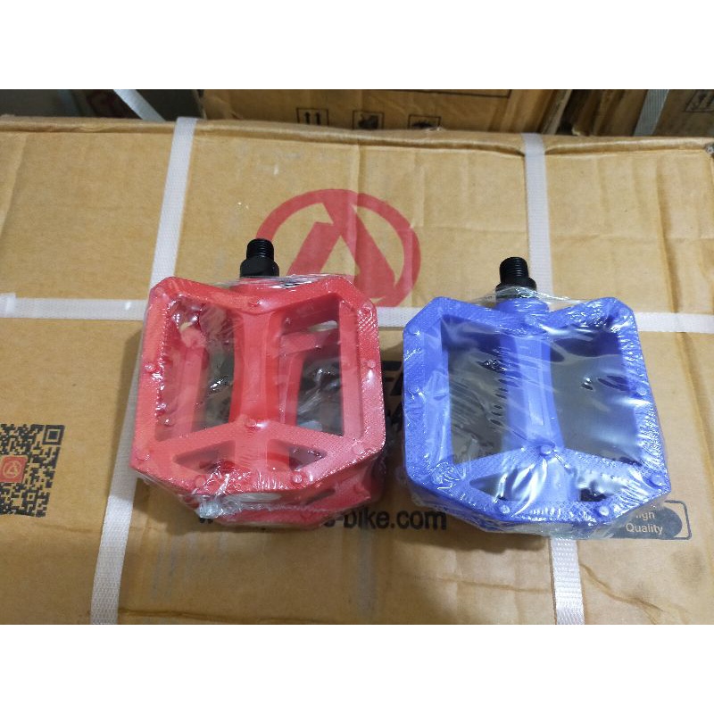 pedal sepeda BMX as kecil pacific