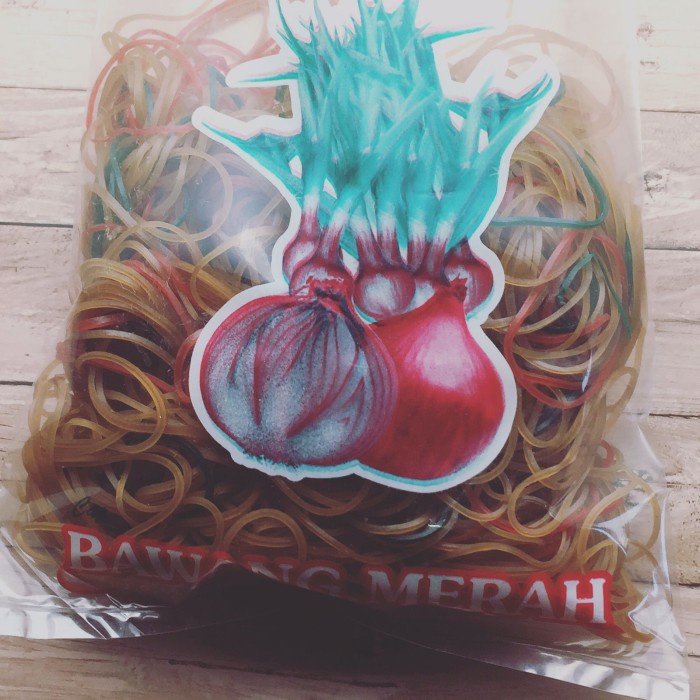 Karet Gelang Pentil Rubber cap Bawang Merah 1 KG
