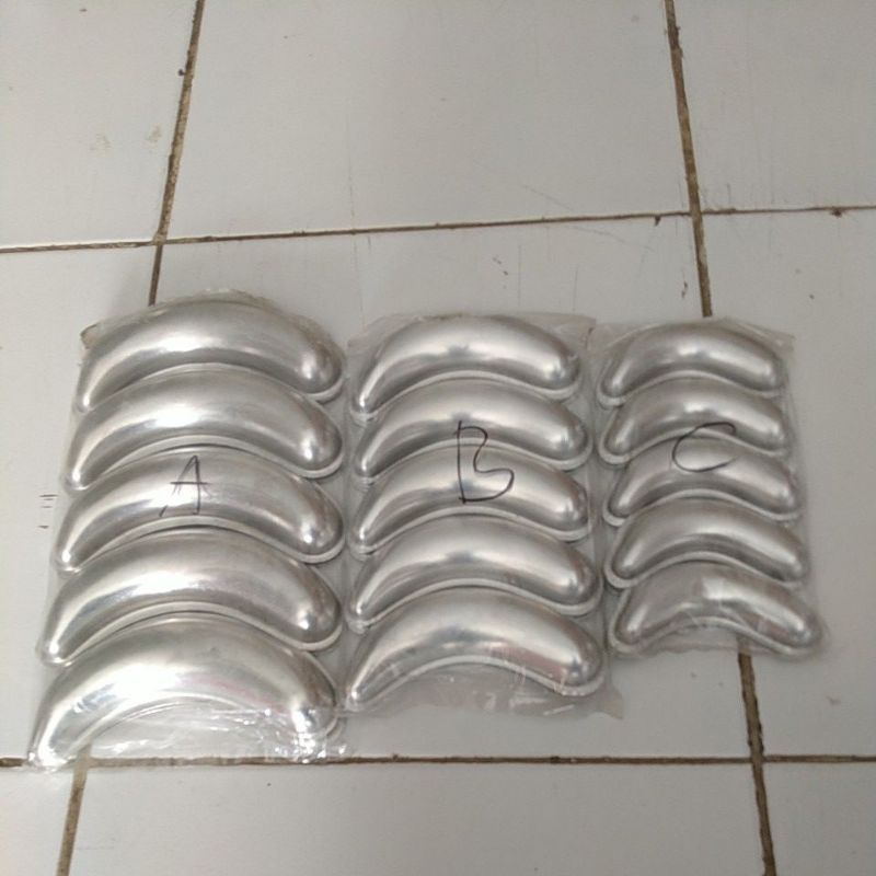 cetakan banana tokyo