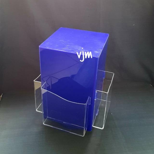 

Tempat Brosur acrylic putar 4d ,brosur holder akrilik warna biru