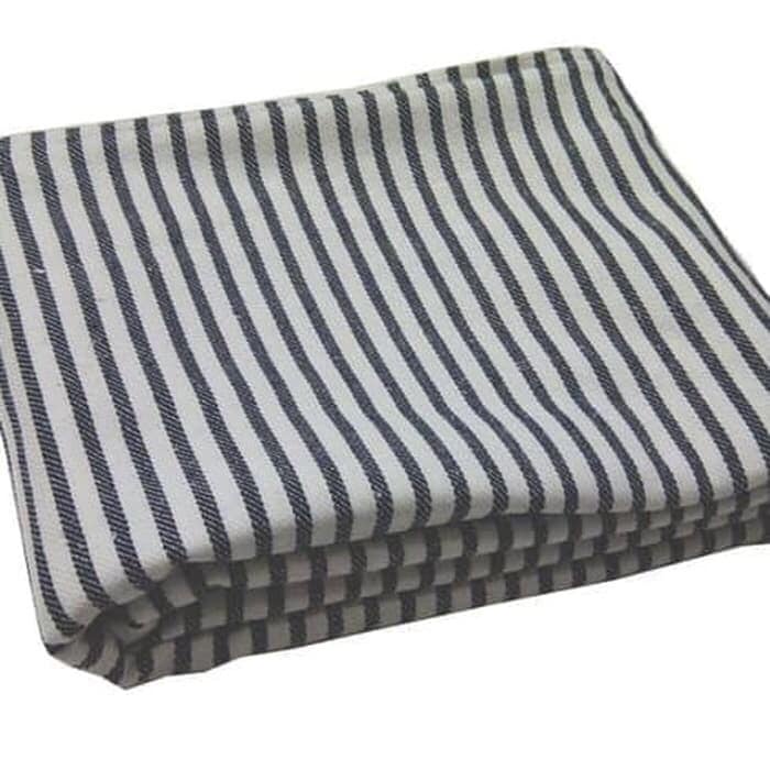 Selimut Lurik/Hitam Putih/SALUR KOMODO Parwitex 120x185 cm (Selimut Rumah Sakit) BAHAN KATUN TEBAL SELIMUT LOREK POLOS