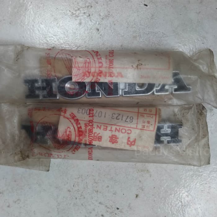Emblem lambang Tanki Tangki Honda CB100 CB 100 s90z ORIGINAL NOS JAPAN