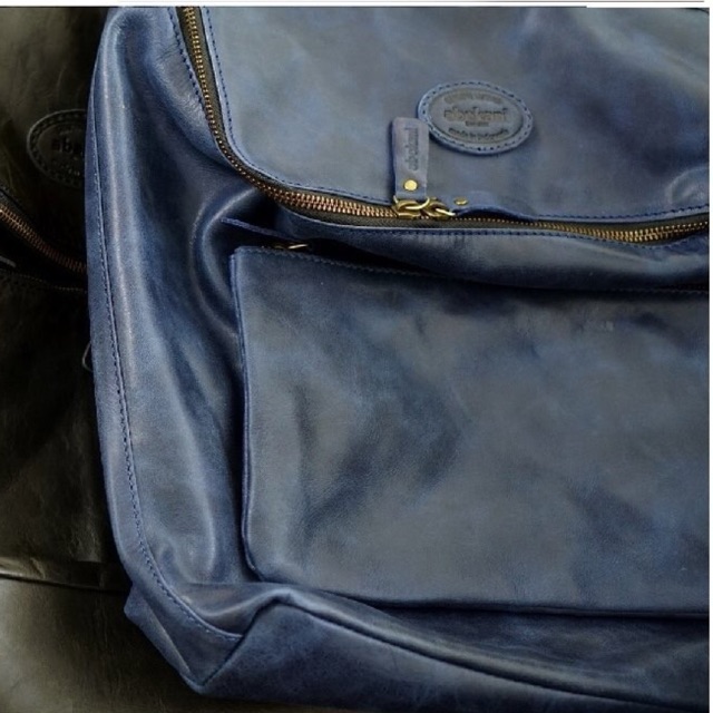 Abekani BP05L Navy Crack