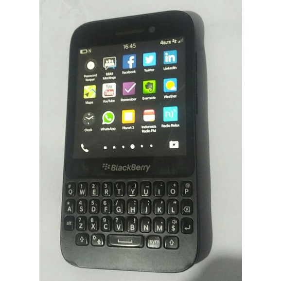 Blackberry Q5 4G