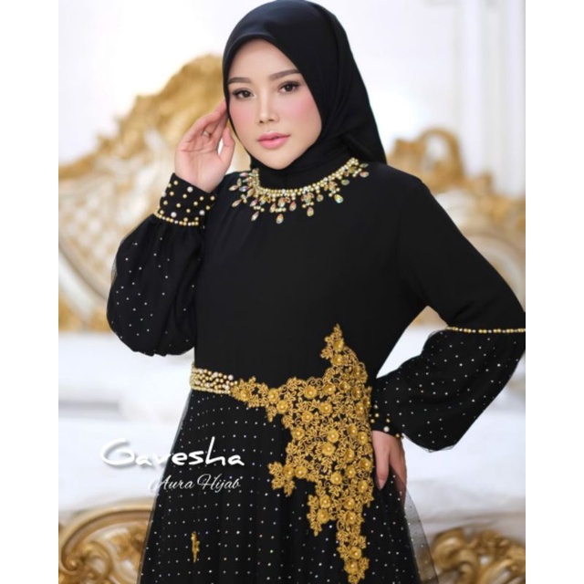 Gavesha Gown/By Aura Hijab