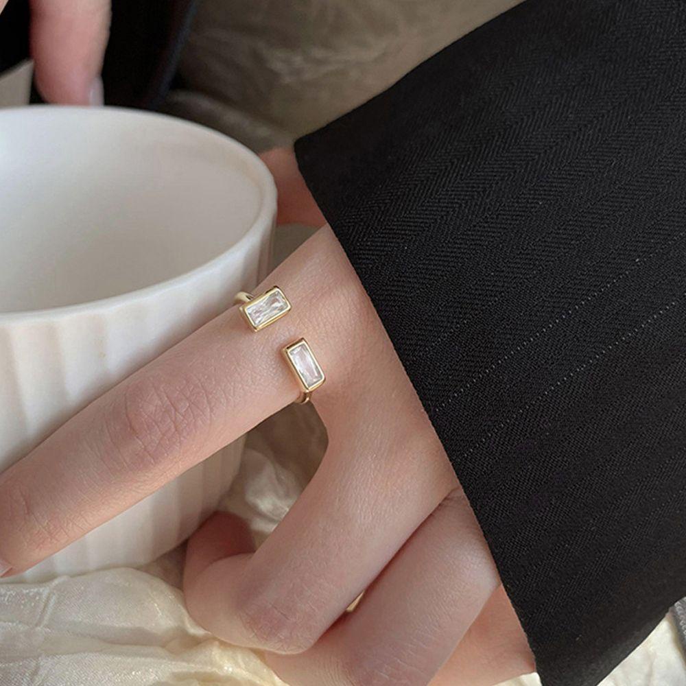 Mxbeauty Wanita Cincin Vintage Sederhana Terbuka Rings Pasangan Kepribadian Hadiah Hari Valentine Zirkon Jari Gesper