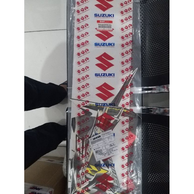 striping shogun sp fl 125 cc sgp warna biru sama hitam