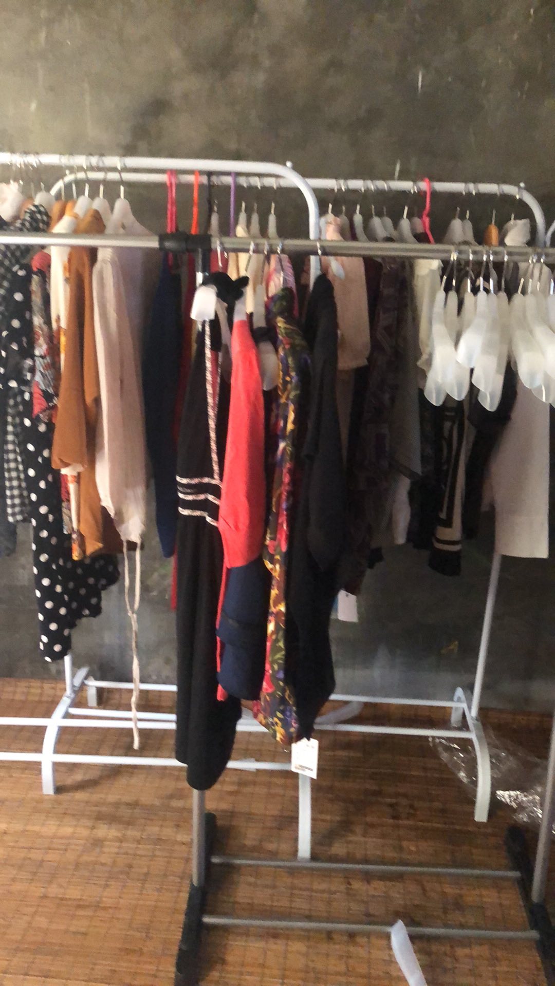 Gantungan Baju Stand Hanger Single Rak Baju Stainless