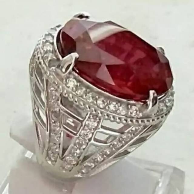 Cincin batu merah siam cutting
