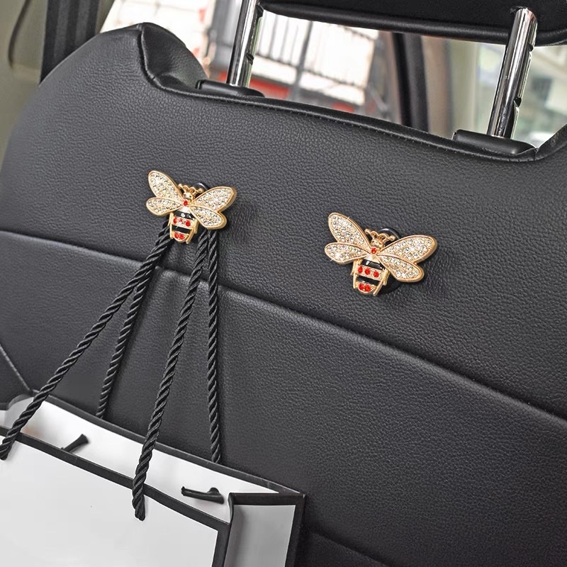 Creative Car Clip Hidden Diamond-Encrusted Hook Mini Car Mounted Hooks Interior Details Decoration Door Hanging Automotive Goods gc bee lebah