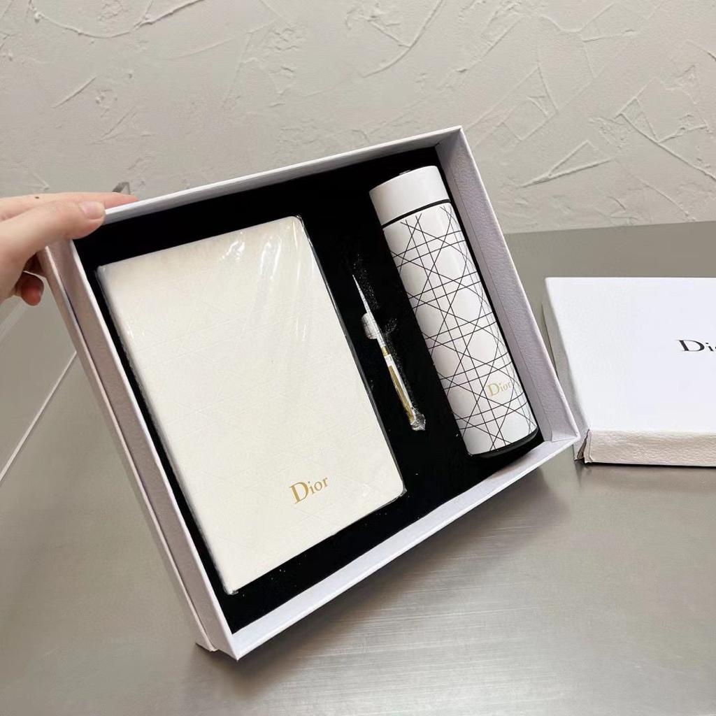 

D Tumbler Gift Set ( Book,Pen+Tumbler ) with Digital Temperature