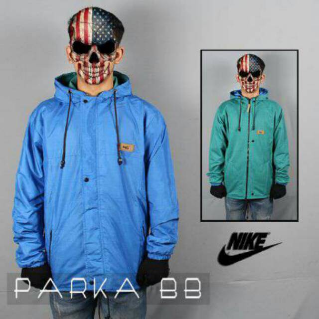 Jaket nike parka bolak balik
