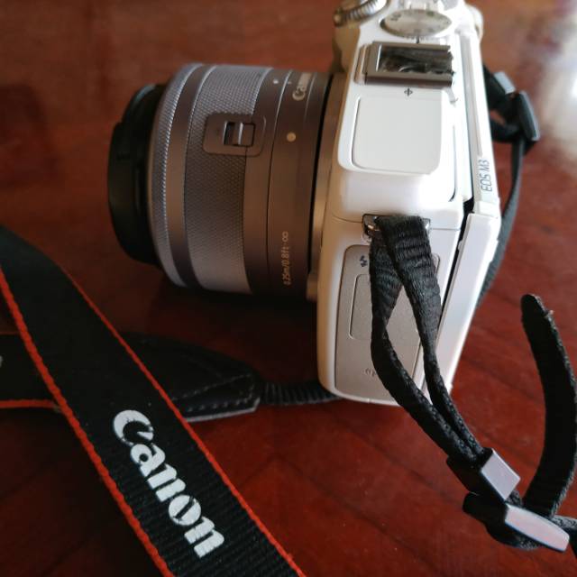 Canon EOS M3