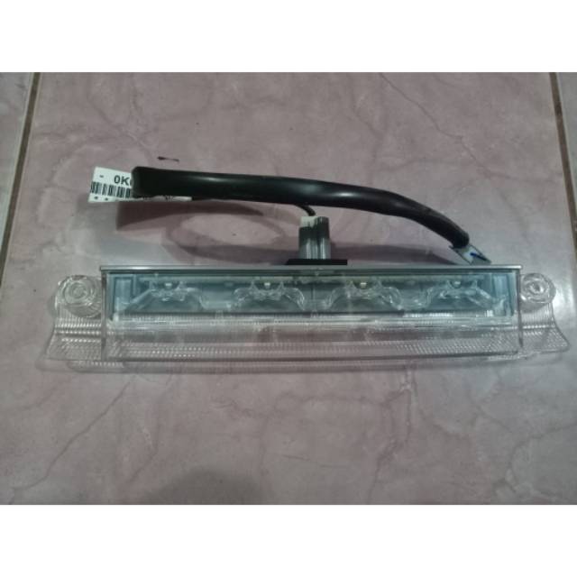 LAMPU SPOILER INNOVA REBORN