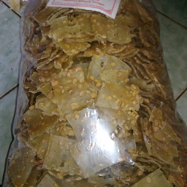 

Kerupuk dele mentah